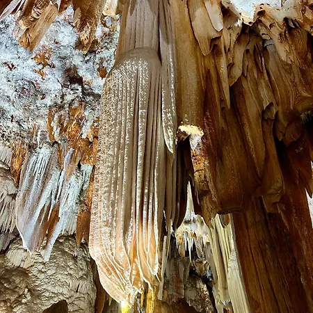 Casa Rivendel - Fantasia, Confort Y Naturaleza * Poyales del Hoyo